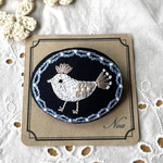 ［再販]白い小鳥＊水色レース　刺繍ブローチ