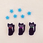刺繍ブローチ:黒ねこちゃん