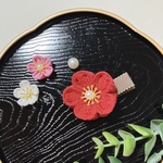 梅の髪飾り＊色、ご相談ください○ちりめん細工　つまみ細工○ヘアクリップ　キッズ　ベビー