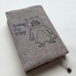 ブレないネコのブックカバー（厚めの文庫本サイズ）
