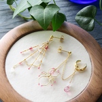 真夜中のクモ美の耳飾り 【受注制作】　ピアス イヤリング イヤーカフ クモ 蜘蛛 蜘蛛の巣 ハロウィン 繊細 揺れる ピンク
