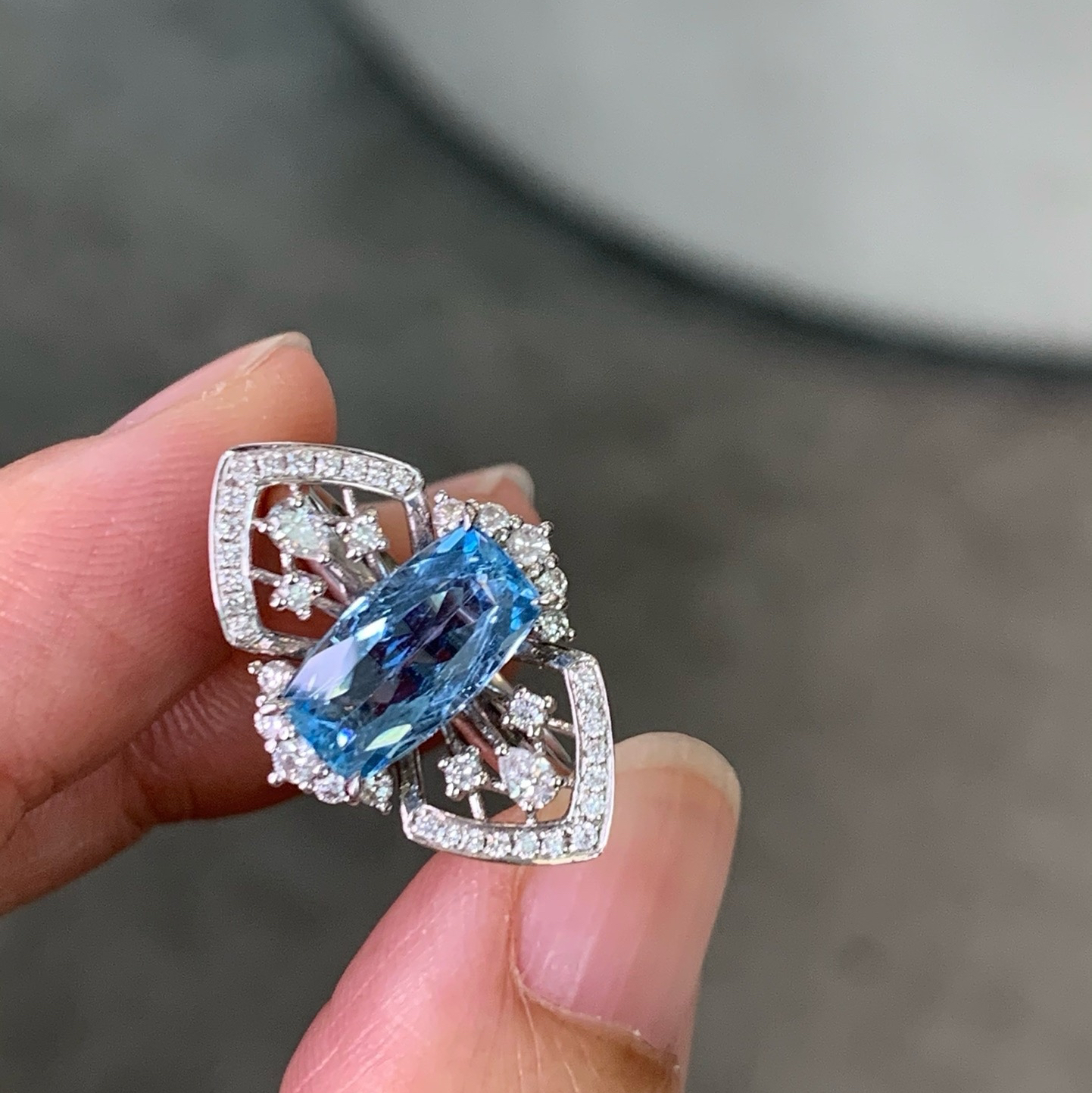 受注制作「海の水」K18 天然アクアマリン 天然ダイヤモンド 幸福・富 