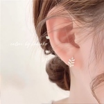 新作　シンプル　18K　高品質　高見え　上品　人気　お洒落　大人女子　2way　CZダイヤ　リーフ　おすすめ　フープ　ピアス　
