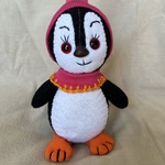 ウクライナ出身ソフィアのオリジナル　ペンギンのぬいぐるみ