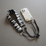 モノトーン 綿麻チェック柄 大　くしゅくしゅギャザー付け替えショルダー紐 スマホショルダー リネン パラコードスマホストラップ