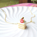 新・ショートケーキのネックレス（ゴールド）