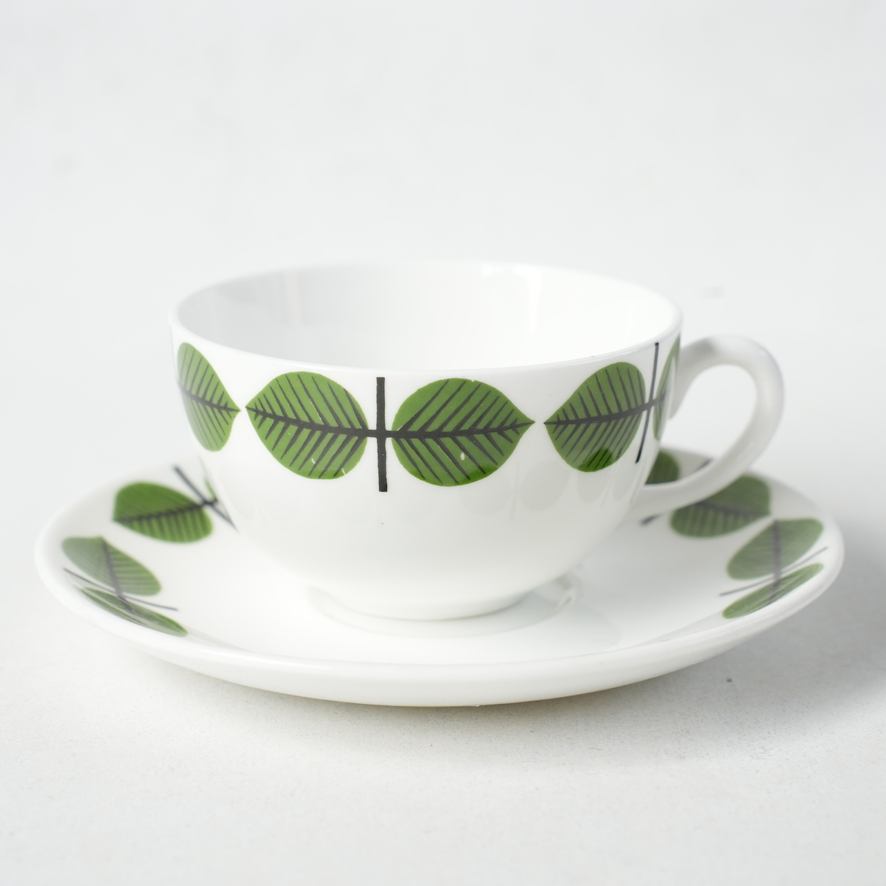 グスタフスベリ ベルサ（Bersa）コーヒーカップ&ソーサー 北欧