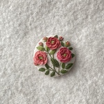 コットンリネンと立体刺繍のバラのブローチorヘアゴム