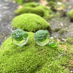 ポタリ、苔ピアス(イヤリング)  明色  kokemusu-コケムス-