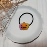 ステンドグラス風ハロウィンかぼちゃのヘアゴム