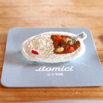 山小屋カレーの刺繍ブローチ／itomici