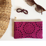 【New Zealand étoffe】カットワークフラットポーチ Red purple