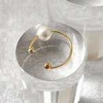 【楽して可愛い】イヤーカフ イヤカフ ワイヤー ゴールド 揺れない コットンパール プチプラ ホワイト  透明感 パール ラッピング