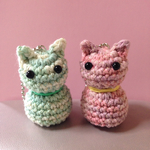 編みぐるみ猫ちゃんボールチェーンホルダーペアセット 1⃣【受注製作】