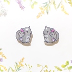 ～小さなピアスシリーズ～チンチラのピアス/ノンホールピアス(樹脂イヤリング)