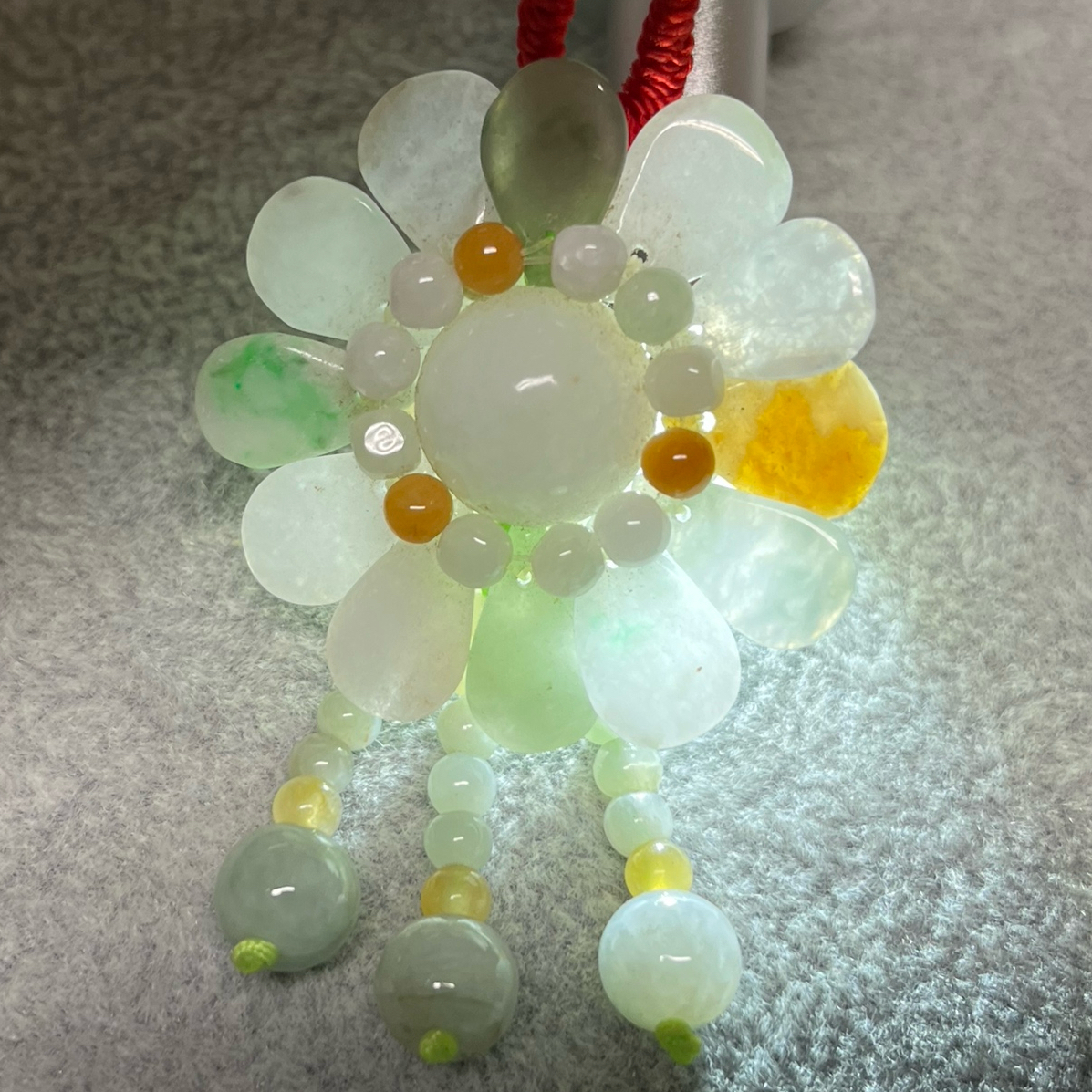本翡翠太陽花(?)組紐ネックレス 6,600円