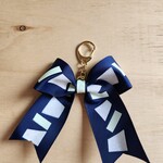★【SALE】グリッター×蓄光　チアリボンチャーム　1日１りぼんSeries