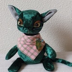 猫のぬいぐるみ　グリーン