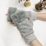 私だけの、贈るあなただけの【アームウォーマー】エコファーとアランキルト選べるチャーム付き！《ライトグレー》【受注生産】