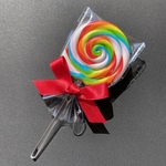 カラフルなペロペロキャンディー 🌈ブローチ