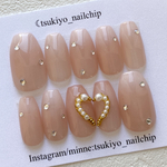 【即日発送】♡ 蝶々ネイルチップ ♡  マグネットネイル　ネイルチップ　ブライダル　結婚式　ネイル　白無垢　成人式　振袖　シンプル　レース　付け爪　つけ爪　大人　ホワイト　ネイルシール　nail