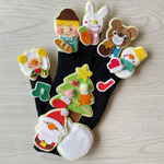クリスマスのうたがきこえてくるよ♩の手袋シアター