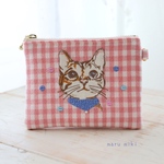 猫刺繍ぺたんこミニポーチ　