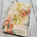 【文庫版】水彩フラワーのブックカバー