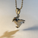 走るペンギン　シルバーペンダント
