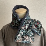 ウイリアムモリス いちご泥棒(ブルーブラック)マフラー