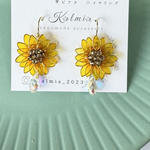 ひまわりのピアス・イヤリング