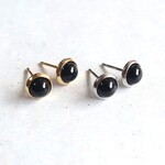 ☆新作☆冬のブラック つけっぱなしOK 錆びないステンレス【ブラックオニキス 6mm silver & gold】ピアス