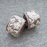 【 新作 】ワンタッチアームバンド&アンクルバンド　インド刺繍　ベージュ花