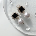 doyly square pierce / earring