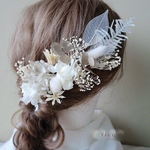 髪飾り〈 F15 〉ヘッドパーツ　ヘアパーツ　ヘッドドレス　ドライフラワー　ドライフラワー髪飾り　ヘアアクセサリー　ウェディング　ブライダル　結婚式　成人式　卒業式　和装　ゴールド　ホワイト