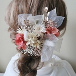 髪飾り〈 D3 〉　結婚式ヘアアクセサリー　結婚式髪飾り　ヘッドパーツ　ピンク　白　ホワイト　前撮り　後撮り　髪飾り　髪かざり　花　アクセサリー　お花　花飾り　花かざり　飾り　ヘア　ドライフラワー