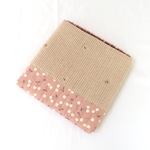 ◇いす用座布団◇ヌビ布×くま刺繍〜さくらんぼピンク切り替え
