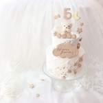ナチュラルカラー星降る⭐︎くまさんと雲の世界のクレイケーキ☆1歳誕生日ケーキ　誕生日ケーキ　1歳以外でも承ってます♪