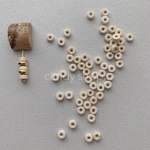 再販により内容変更あり！50pcs ターコイズ ホワイト 天然石 ビーズ スペーサービーズ