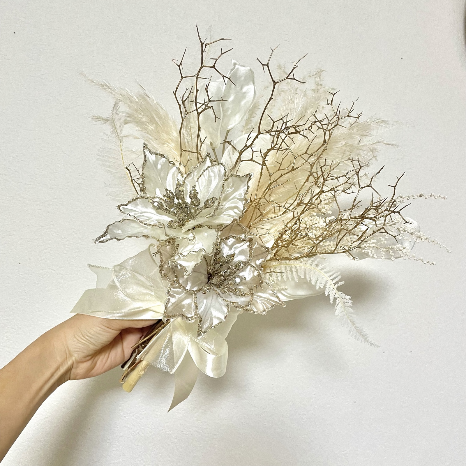 なっぴ様⭐︎ハンドメイド　枯れない花束　ミニ　花束22個（ラベンダー66本） 枯れない花束 枯れない花 毛糸の花束 ガーベラ ミニバラ