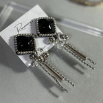 ブラック スクエア ビーズ刺繍×ジャラ ピアス /イヤリング (金属アレルギー対応) 
