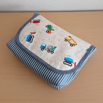 【サイズ中】橫入れお弁当袋  マジックテープ  封筒型    はたらく車   トラック   ヒッコリー風  男の子  入園入学   