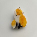 キツネのブローチ