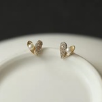 小さなハート×パールのピアス【P-1359】