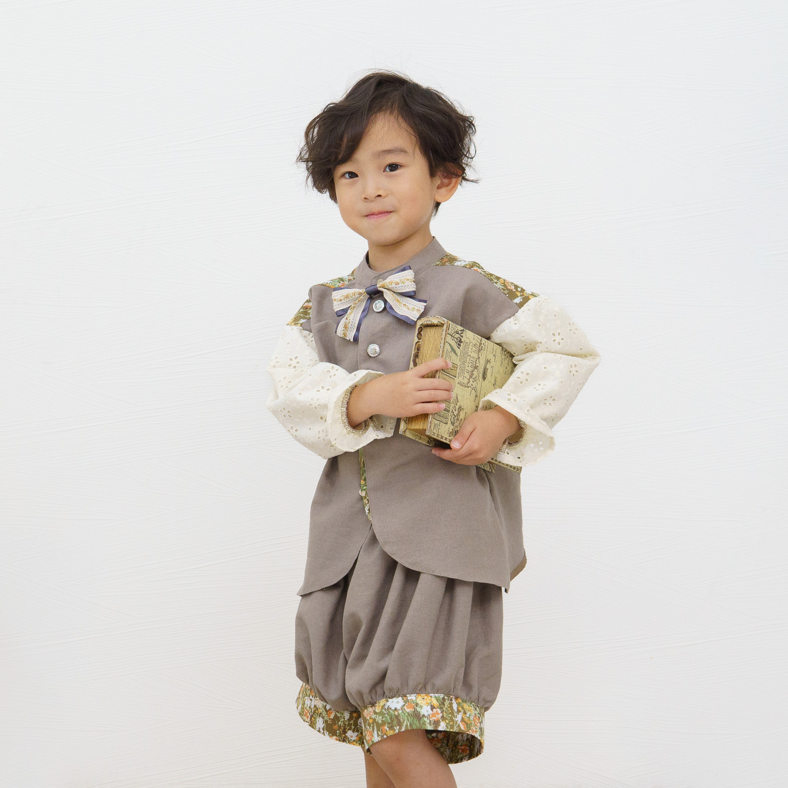 My little prince ♔ クラシカルロンパース 80cm・90cm / 1歳