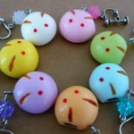 ～ちょっと大きな☆かじりかけうさぎ饅頭のイヤリング～