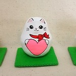 ★ミニ張り子★猫目な白猫＊ニャンコ＊ハート・招き猫＊敷物＊バラ売り
