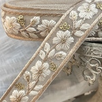 ◎[実物のお色味と違う場合があります] インド刺繍リボン　花　インド刺繍　スパンコール　刺繍リボン　リボン　りぼん