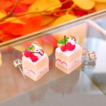 大人可愛い クリスマス🎄 ケーキ🍰🫖 サンタクロース🧑‍🎄ハンドメイド ピアス イヤリング