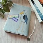 手刺繍のブックカバー/ハシビロコウ
